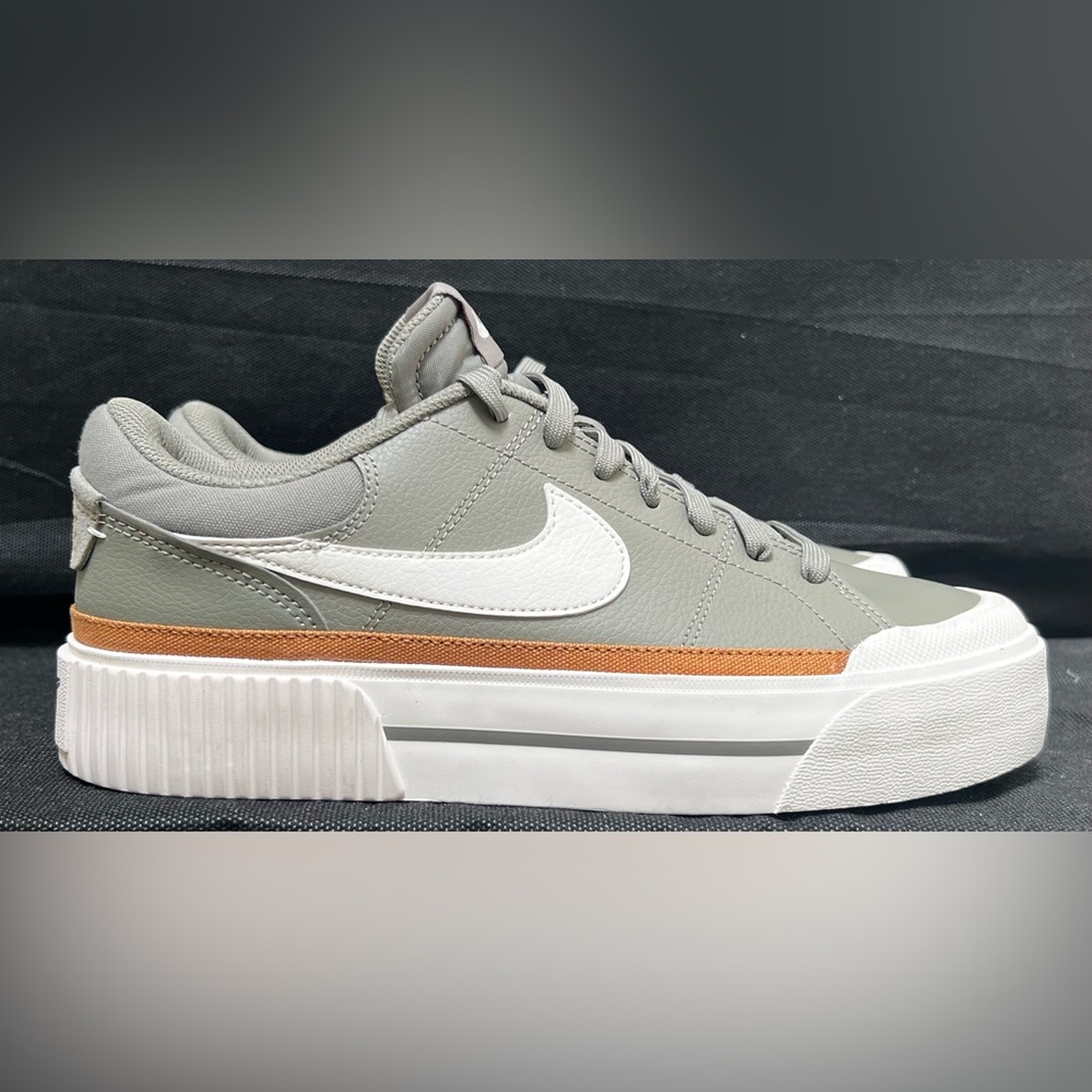 Nike Court Legacy Lift Green DM7590-300 Women's Size 9.5 Shoes #207A